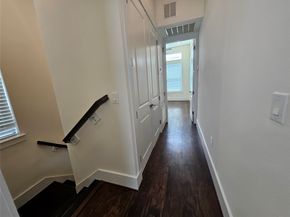 2401 Crawford Street C2A, Houston TX 77004
