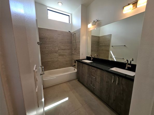 2401 Crawford Street C2A, Houston TX 77004