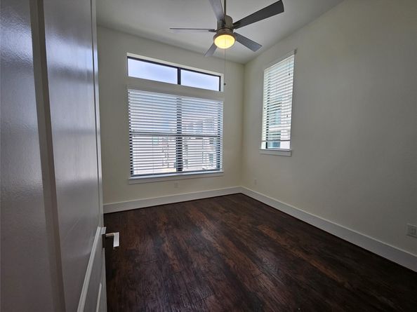 2401 Crawford Street C2A, Houston TX 77004