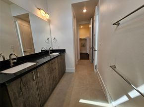 2401 Crawford Street C2A, Houston TX 77004