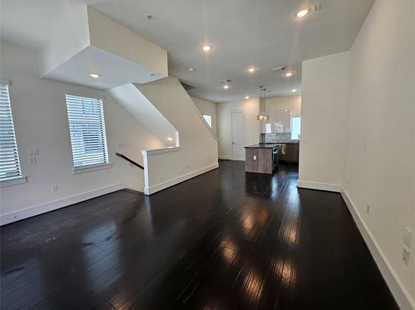 2401 Crawford Street C2A, Houston TX 77004