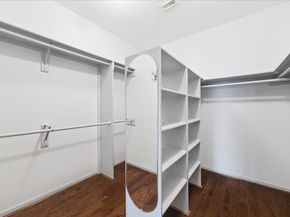 16703 Chestnut Meadow Court, Sugar Land TX 77479