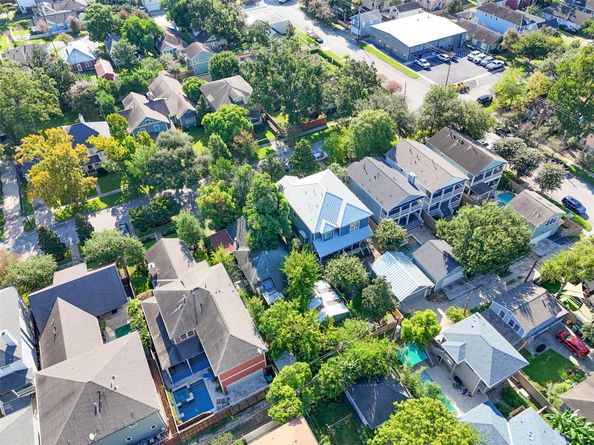 1611 Columbia Street, Houston TX 77008