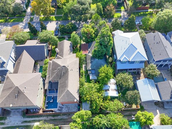 1611 Columbia Street, Houston TX 77008