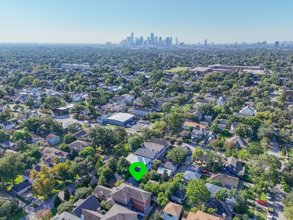1611 Columbia Street, Houston TX 77008