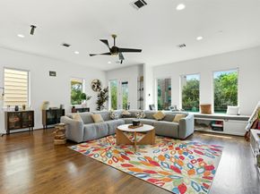 215 Avondale Street, Houston TX 77006