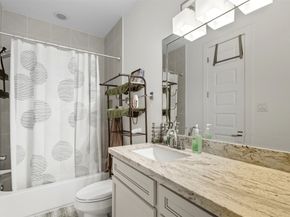 215 Avondale Street, Houston TX 77006