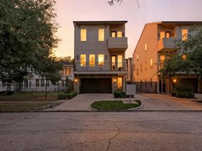 215 Avondale Street, Houston TX 77006