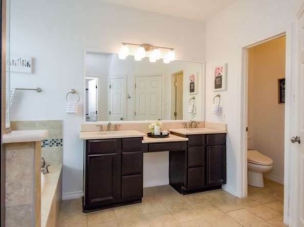 4615 Montcliff Bend Lane, Sugar Land TX 77479