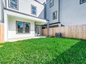 5801 Hardy Street, Houston TX 77009