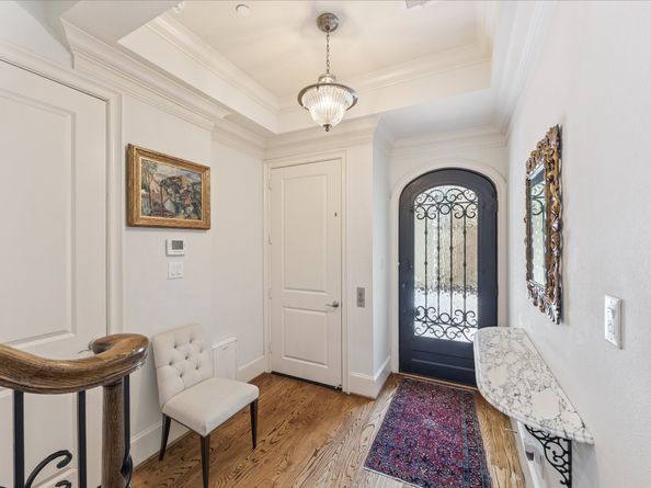 1614 Norfolk Street C, Houston TX 77006