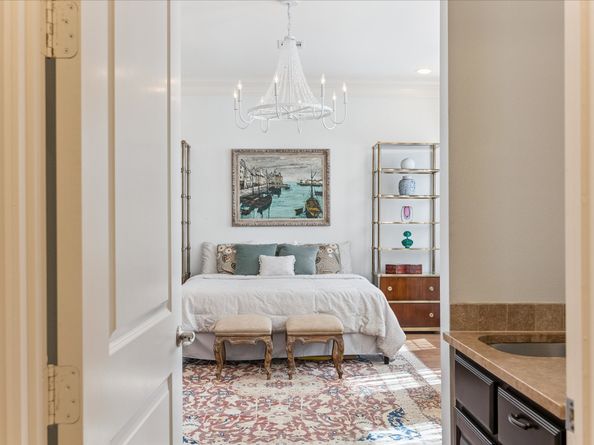 1614 Norfolk Street C, Houston TX 77006