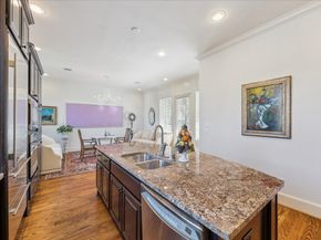 1614 Norfolk Street C, Houston TX 77006