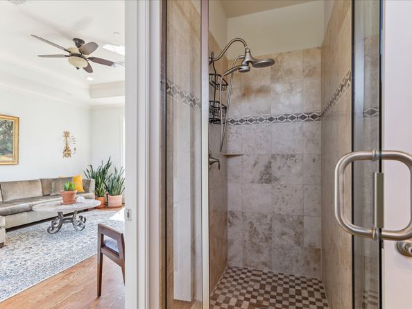 1614 Norfolk Street C, Houston TX 77006