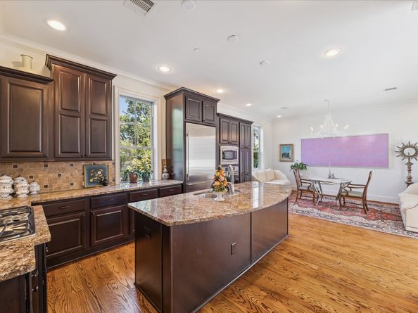 1614 Norfolk Street C, Houston TX 77006