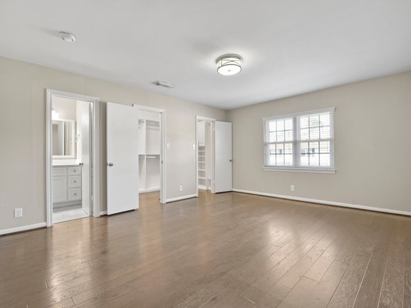 425 Bendwood Drive 49, Houston TX 77024