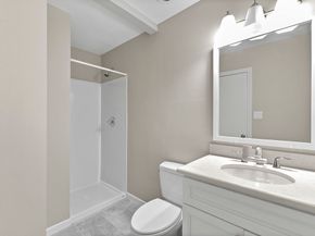 425 Bendwood Drive 49, Houston TX 77024