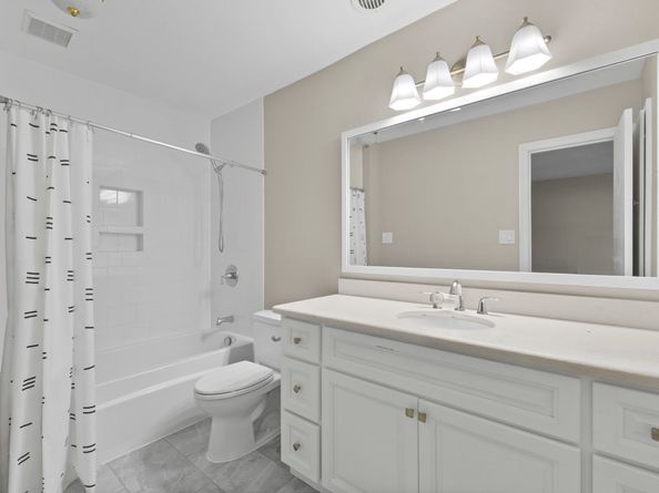 425 Bendwood Drive 49, Houston TX 77024