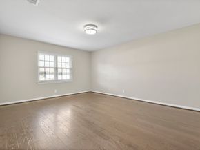 425 Bendwood Drive 49, Houston TX 77024
