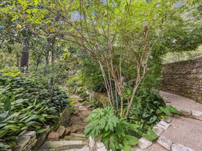 501 W Friar Tuck, Houston TX 77024