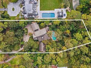 501 W Friar Tuck, Houston TX 77024