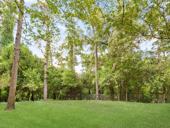 501 W Friar Tuck, Houston TX 77024