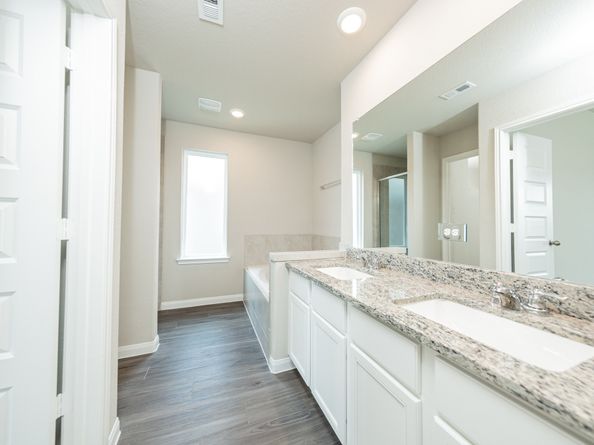 2553 Hawks Eye Drive, Conroe TX 77301