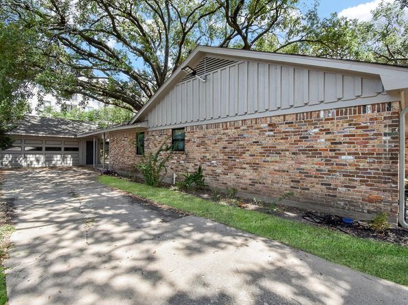 7618 Highmeadow Drive, Houston TX 77063
