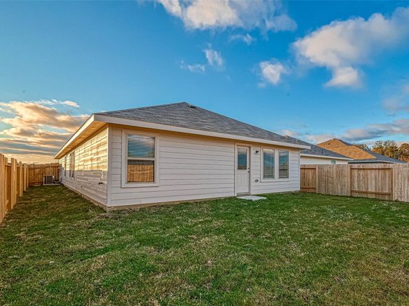 22156 Juniper Crossing Drive, New Caney TX 77357