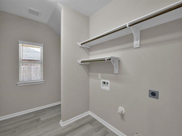 419 Stonebrook Lane, Conroe TX 77304