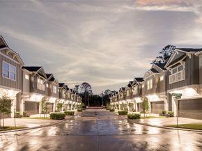 5204 Amber Sunrise Drive, Houston TX 77018