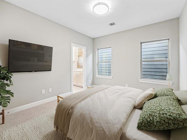 5204 Amber Sunrise Drive, Houston TX 77018