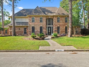 1810 Seven Maples Drive