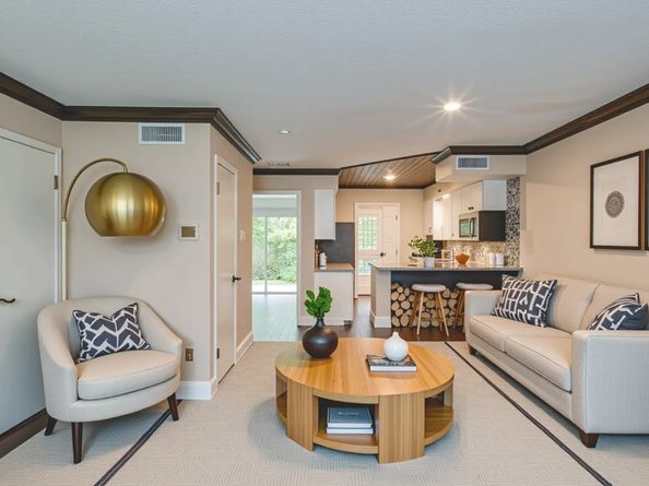 2209 Bauer Drive, Houston TX 77080