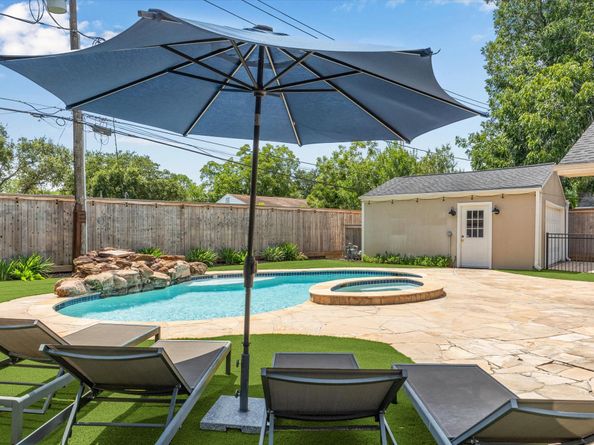 5811 Spellman Road, Houston TX 77096