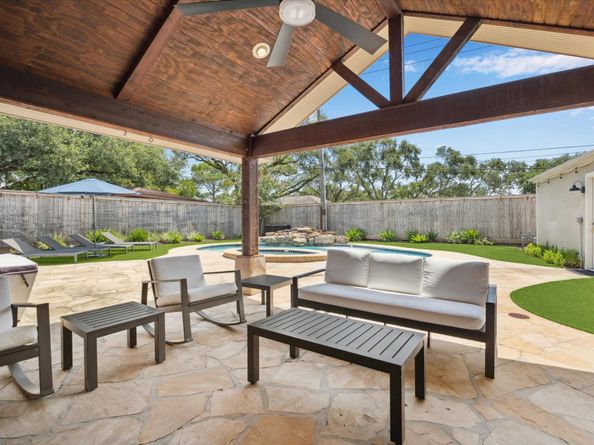 5811 Spellman Road, Houston TX 77096