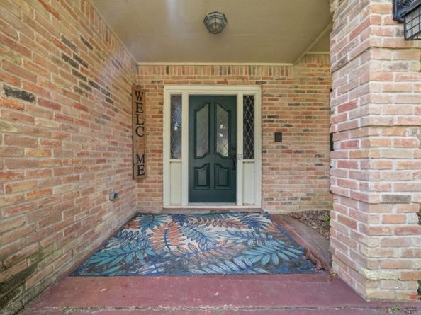 2306 Vine Creek Drive, Kingwood TX 77345