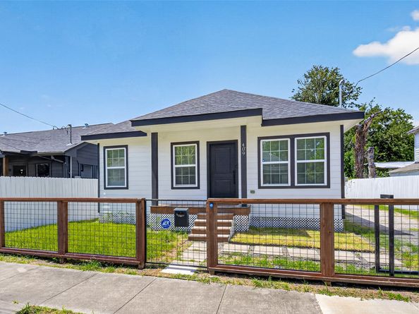 409 Winnie Street, Houston TX 77009