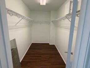 2610 Skyview Shadows Court, Houston TX 77047