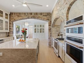 2922 Cedar Woods Place, Houston TX 77068