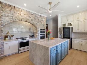 2922 Cedar Woods Place, Houston TX 77068