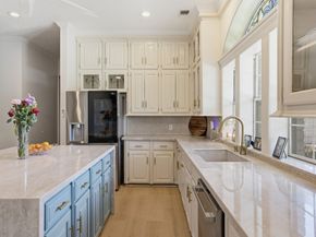 2922 Cedar Woods Place, Houston TX 77068