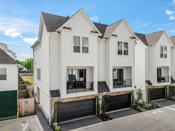 3918 Willowbend Point Drive, Houston TX 77025