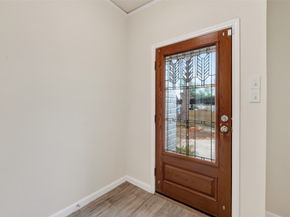 811 Threadneedle Street 258, Houston TX 77079