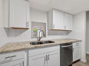 811 Threadneedle Street 258, Houston TX 77079