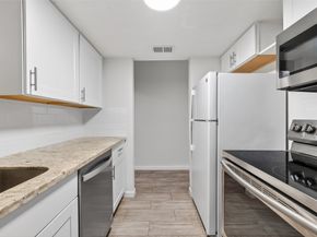 811 Threadneedle Street 258, Houston TX 77079