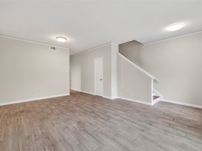 811 Threadneedle Street 258, Houston TX 77079