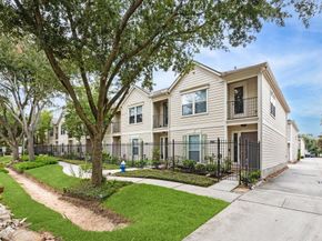 1138 W 25th Street F, Houston TX 77008