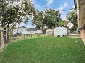 5758 Heron Drive, Houston TX 77033