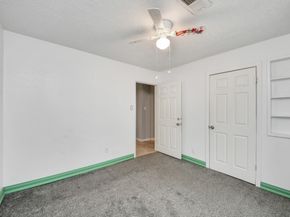 5758 Heron Drive, Houston TX 77033